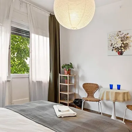 Ultra-central Square Appartamento Bucarest