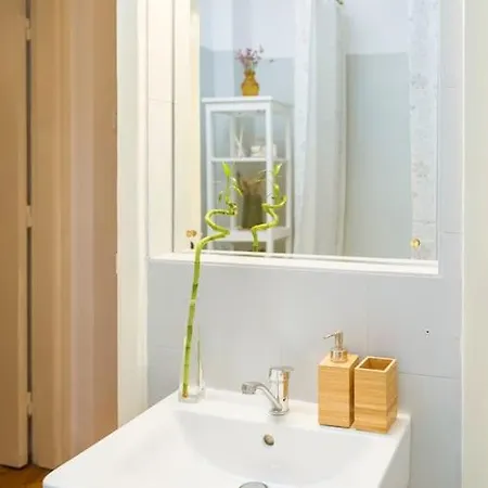 Ultra-central Square Apartamento